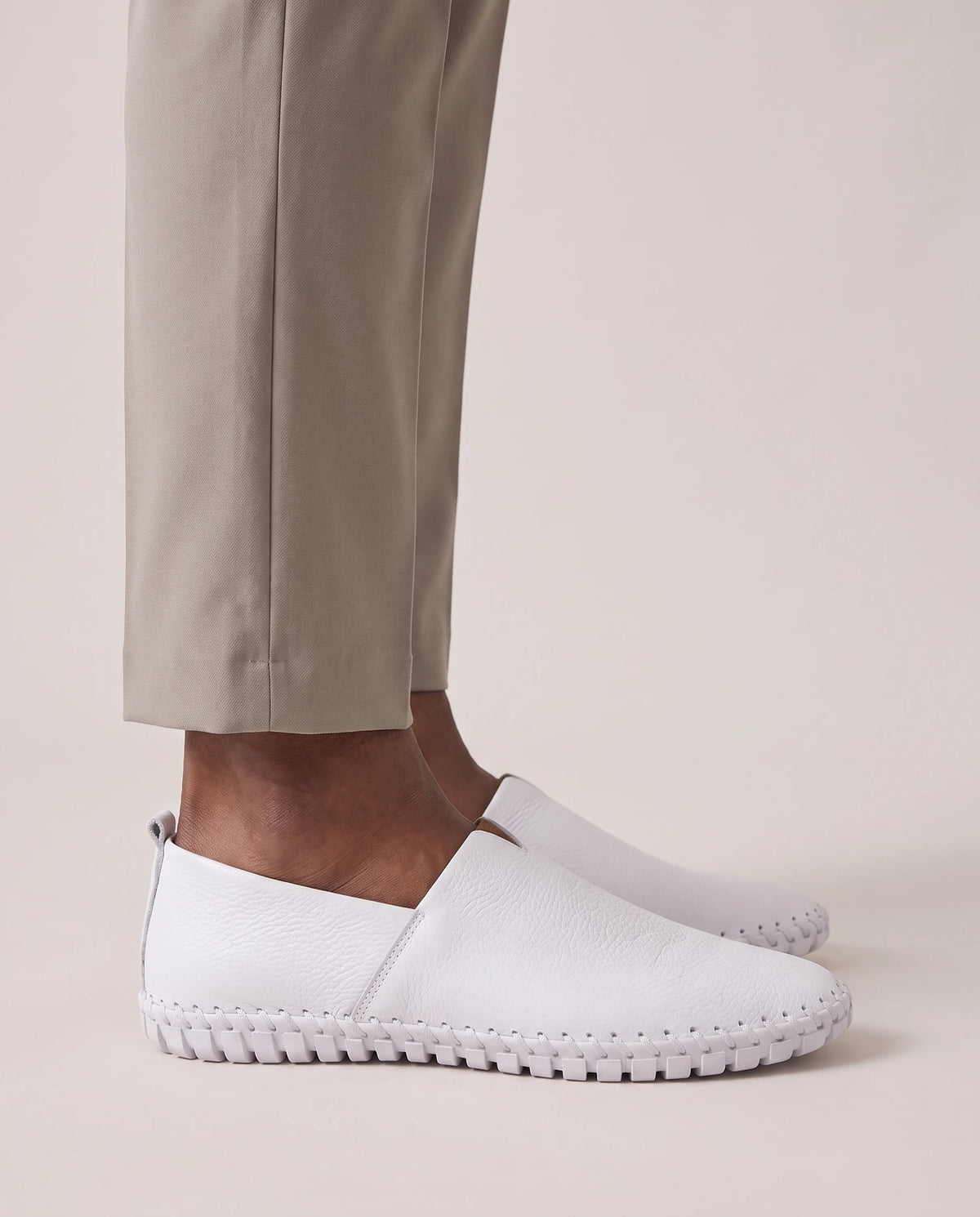 Men's Leather Slip-On Driving Loafers - Abraham - Model Side Detail