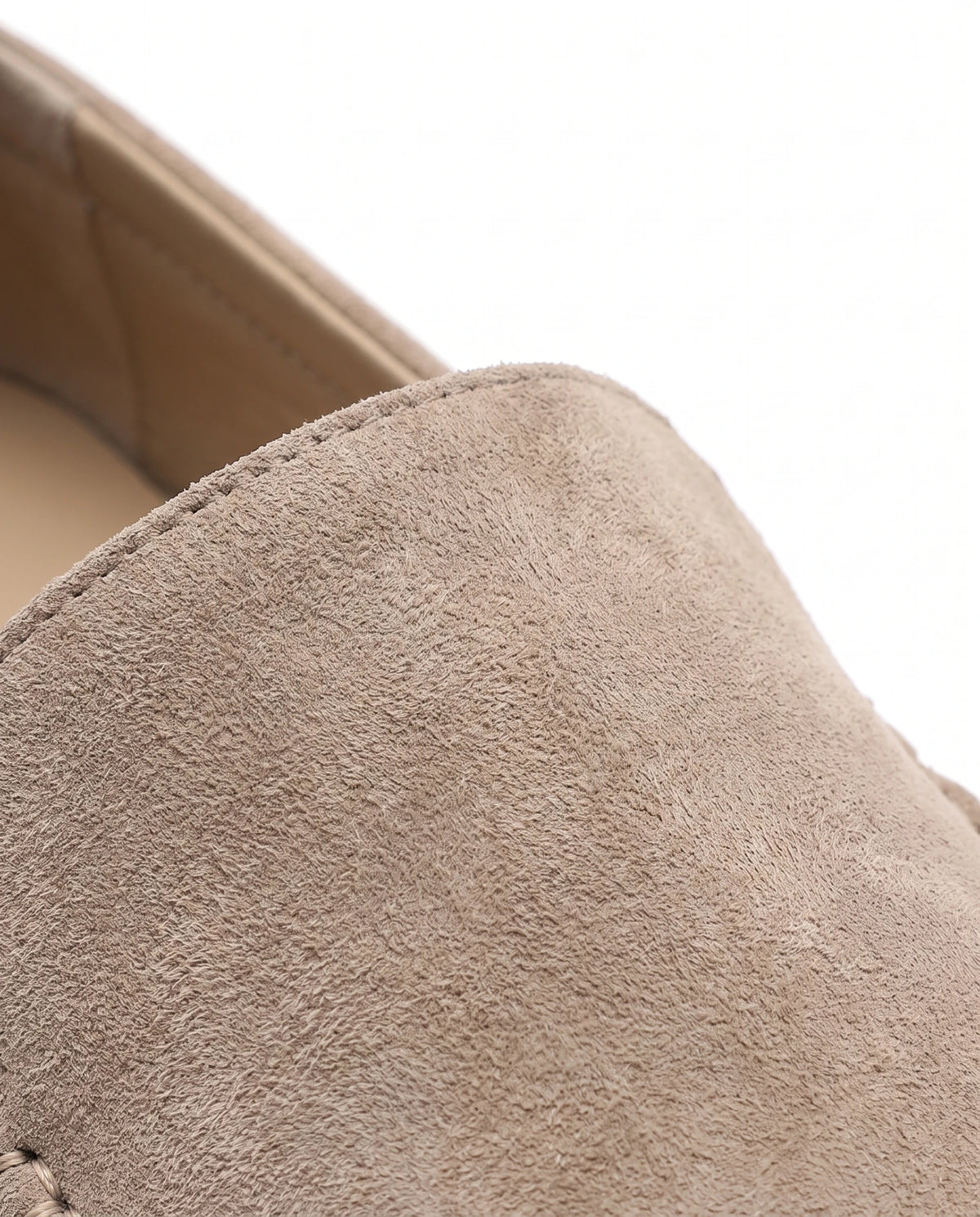 Men's Suede Slip-On Loafers - Douglas - Detail Material Texture
