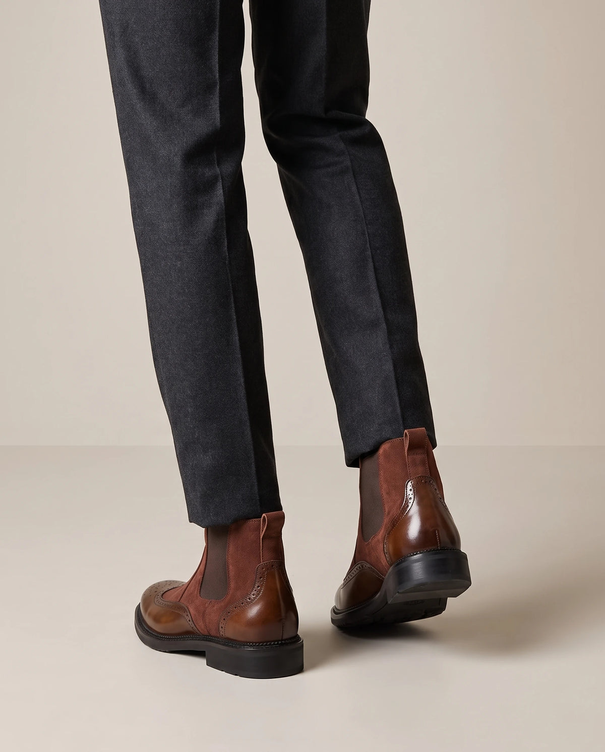 Men's Leather Wingtip Chelsea Boots - Homer - Model Back Detail