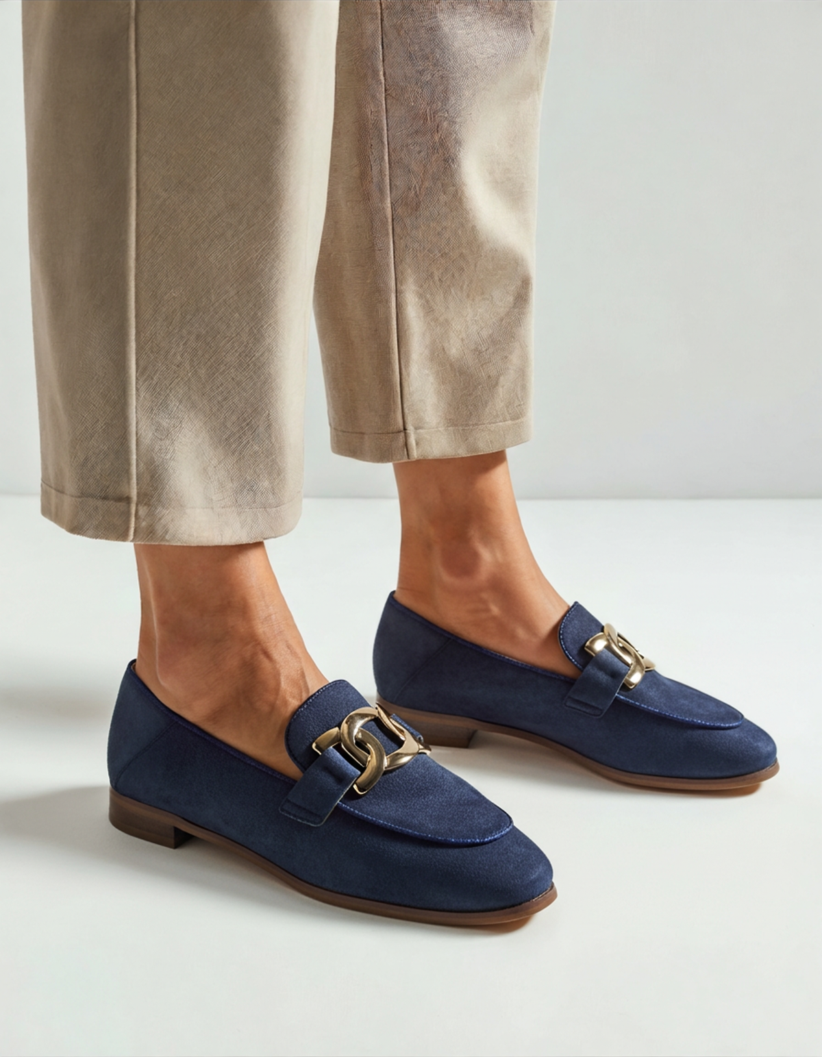 Women's Suede Loafers - Duchess