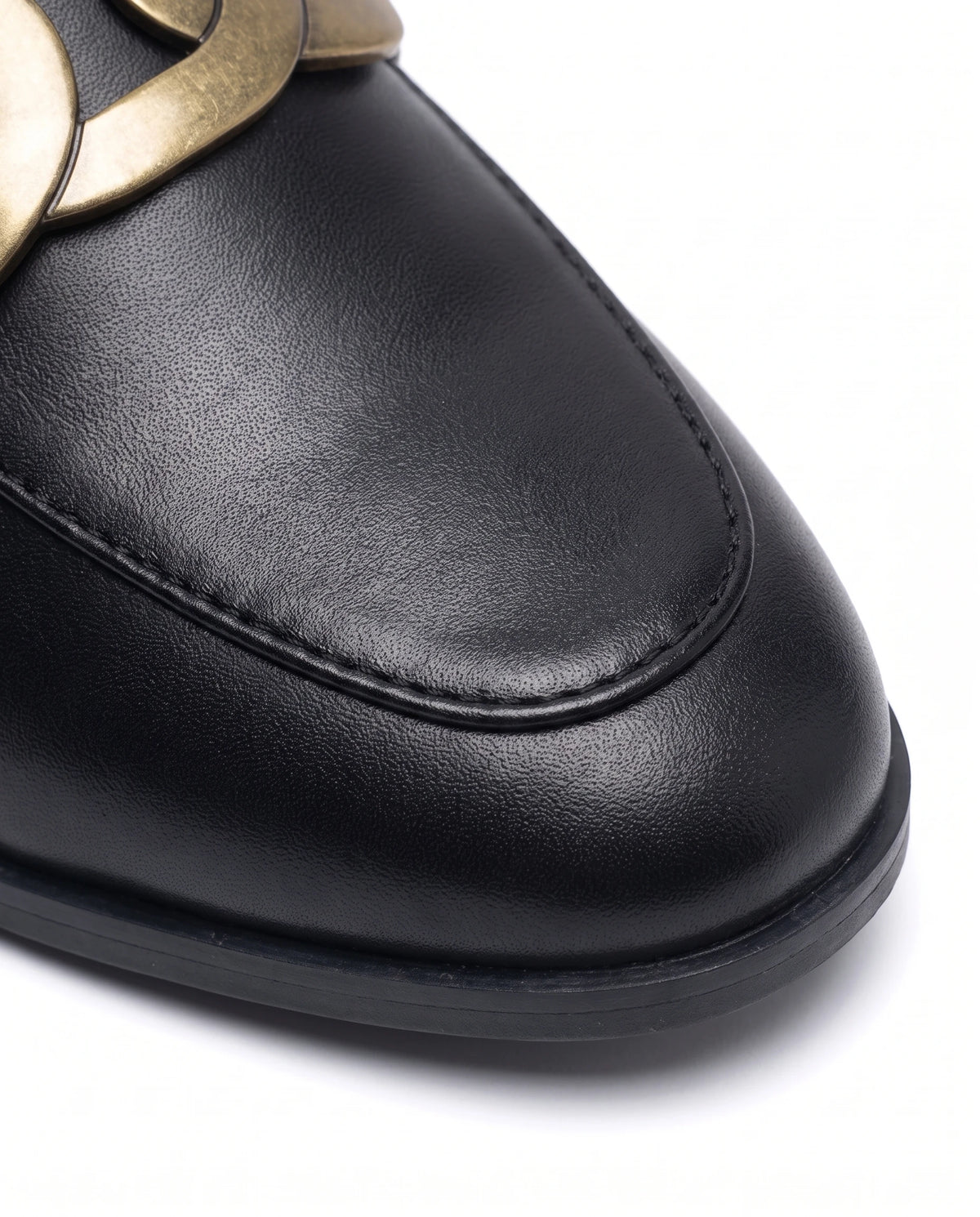 Women's Chain-Trim Leather Loafers - Duchess - Detail Leather Texture