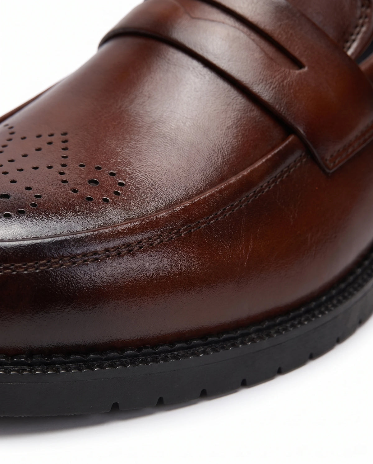 Men's Brogue Penny Loafers - Herbert - Detail Material Texture