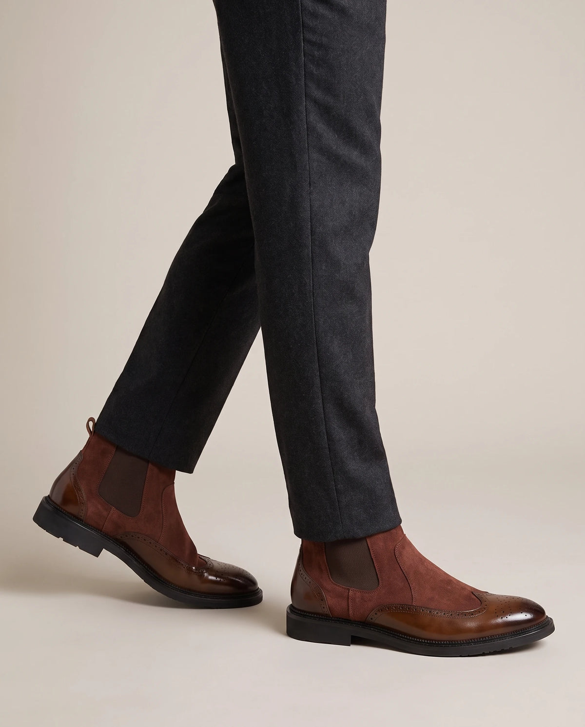 Men's Leather Wingtip Chelsea Boots - Homer - Model Side Detail