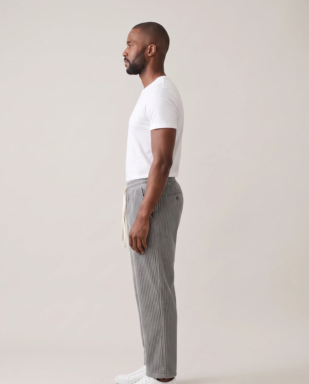 Men's Relaxed Wide-Wale Corduroy Pants - Weston - Model Side