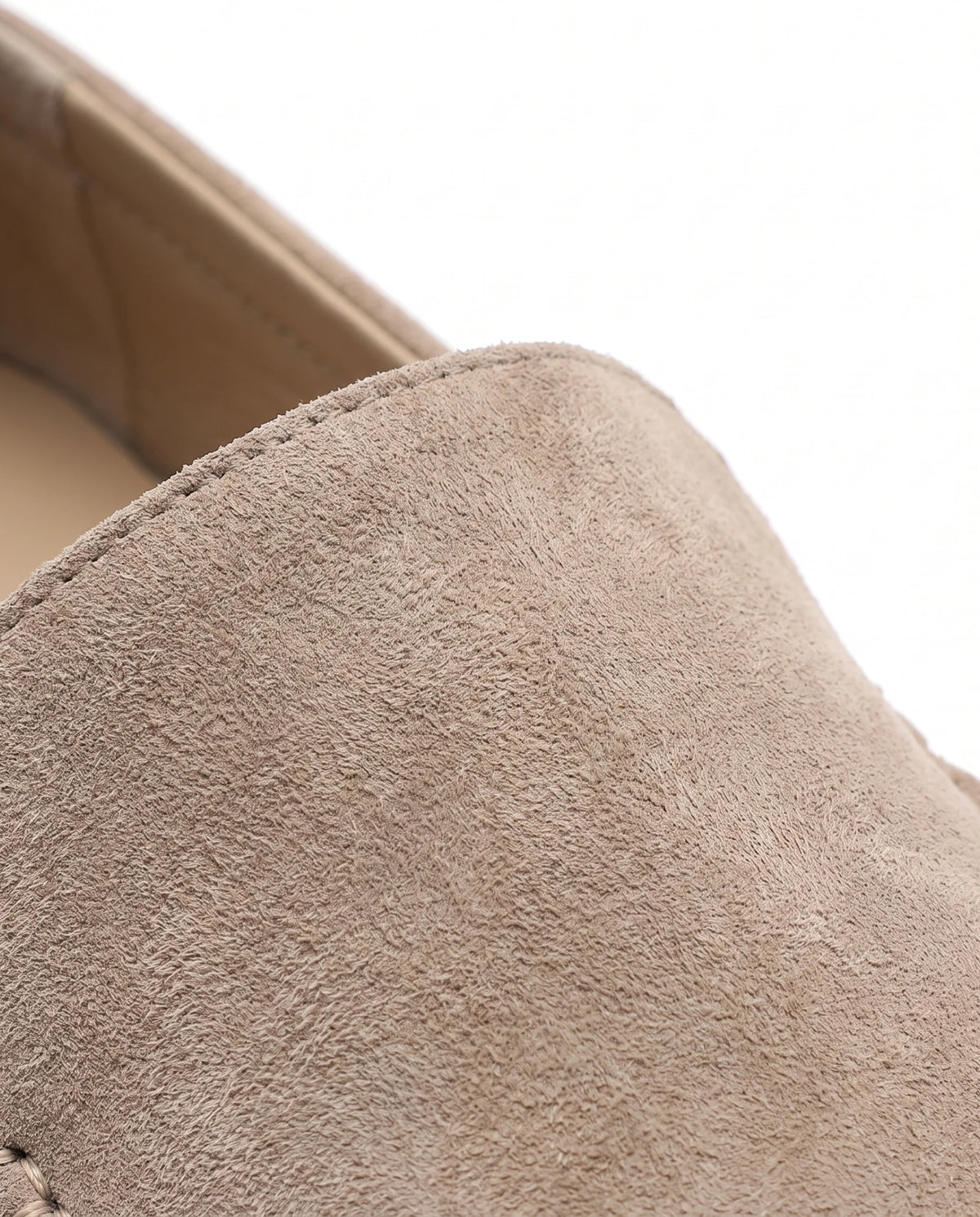 Men's Suede Slip-On Loafers - Douglas - Detail Material Texture